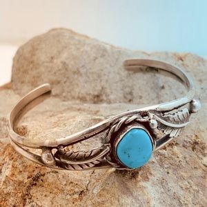 Turquoise sterling silver bracelet